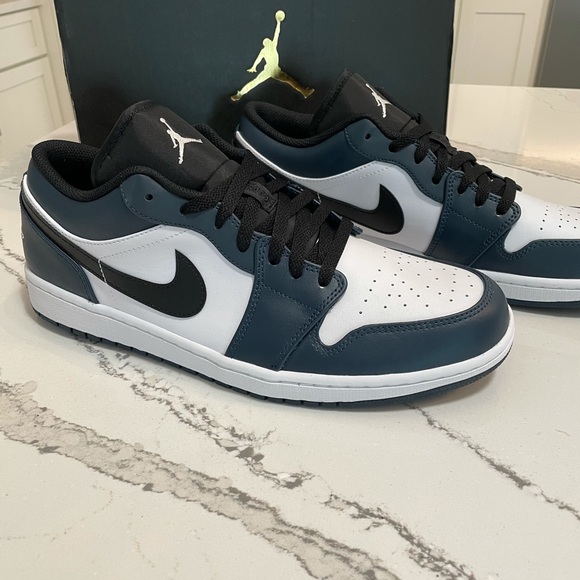 Air Jordan 1 Low Men’s size 13 - Picture 4 of 10